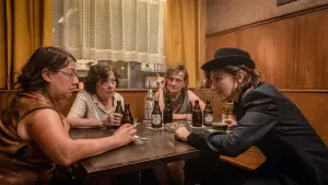 Задник к фильму "Золотая перчатка" #251796