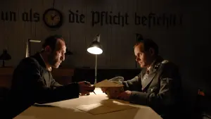 Задник к фильму "Фальшивомонетчики" #221067