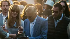 Задник к фильму "Джей Келли" #550676