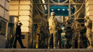 Задник к фильму "Пчеловод" #365750