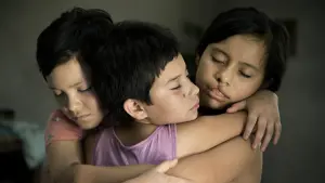 Задник к фильму "Молитвы об украденных" #402970