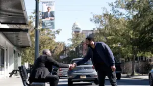 Задник к фильму "Жизнь Чака" #530713