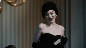 Задник к фильму "Betty