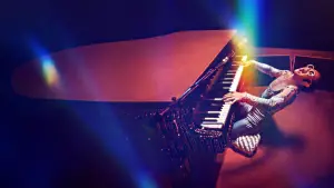 Задник к фильму "Elton John: Never Too Late" #792374