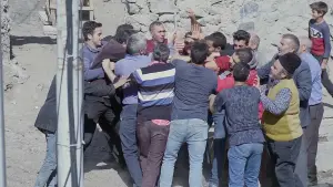 Задник к фильму "Без медведей" #194387