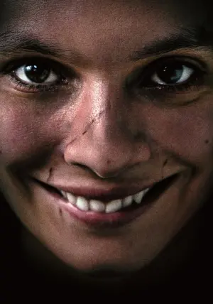 Постер к фильму "Улыбка" #371398