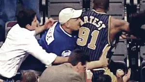 Задник к фильму "Нерассказанное: Скандальный матч НБА" #421263