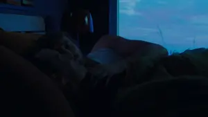 Задник к фильму "Мы все чужие" #503769