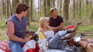 Задник к фильму "Враждебное золото" #492714