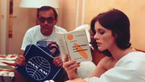 Задник к фильму "Две или три вещи, которые я знаю о ней" #438939