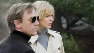 Задник к фильму "Вторжение" #307799