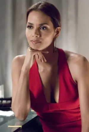 Постер к фильму "Идеальный незнакомец" #722802