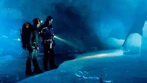 Задник к фильму "Багровые реки" #252226