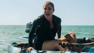 Задник к фильму "Открытое море: Монстр глубины" #389425