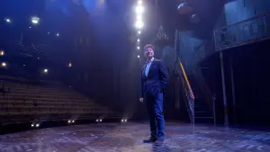 Задник к фильму "This Above All: The Theatrical Life of Antoni Cimolino" #777513