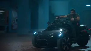 Задник к фильму "Охранник" #726497