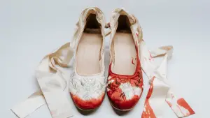 Задник к фильму "Гадкая сестра" #519304