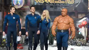 Задник к фильму "Фантастическая четвёрка: Вторжение Серебряного Серфера" #634195