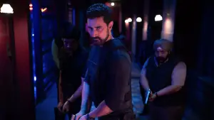 Задник к фильму "Похититель драгоценностей: ограбление начинается" #645225