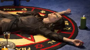 Задник к фильму "Ведьма любви" #728465