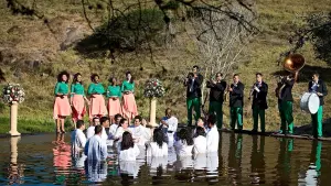 Задник к фильму "Божественная любовь" #456872