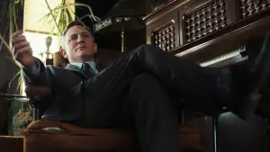 Задник к фильму "Достать ножи" #561161