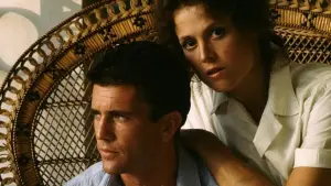 Задник к фильму "Год, опасный для жизни" #401136