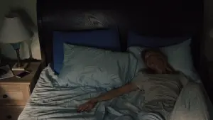 Задник к фильму "Отклонение" #495371