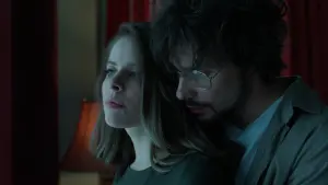 Задник к фильму "Отражение тьмы" #484528