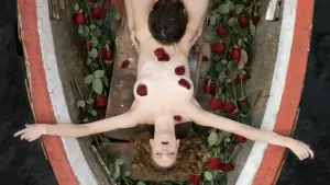 Задник к фильму "Тайное влечение" #366508