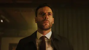 Задник к фильму "Предупреждение" #342058