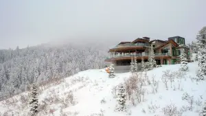 Задник к фильму "На вершине горы" #614648