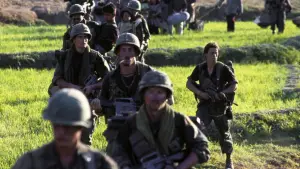 Задник к фильму "Взвод" #616033