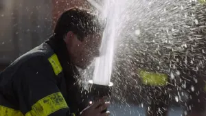 Задник к фильму "Обратная тяга" #325812