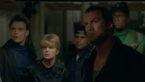 Задник к фильму "В осаде" #718008