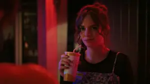 Задник к фильму "Улица Страха. 1 часть: 1994" #671365