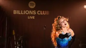 Задник к фильму "Billions Club Live with Miley Cyrus: A Concert Film" #871944