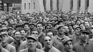 Задник к фильму "Грубая сила" #448198