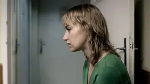 Задник к фильму "4 месяца, 3 недели и 2 дня" #208901