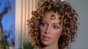 Задник к фильму "Что?" #482003