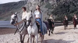 Задник к фильму "Заколдованная Элла" #693354