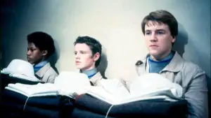 Задник к фильму "Отбросы" #725065