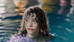 Задник к фильму "Бассейны" #638619