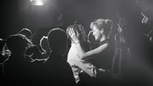 Видео к фильму Белфаст | Belfast | The Family Celebrates Christmas