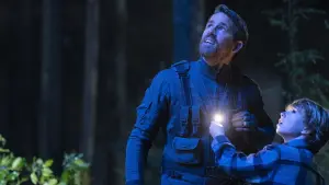 Задник к фильму "Проект «Адам»" #243659