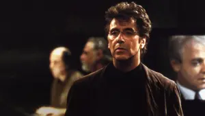 Задник к фильму "Свой человек" #213870