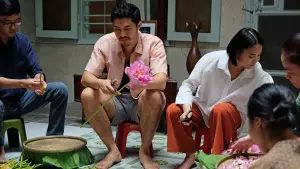 Видео к фильму Муссон | MONSOON - Exclusive World Trailer - Henry Golding - Peccadillo Pictures