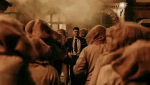 Задник к фильму "Спецподразделение - Первое убийство" #651647