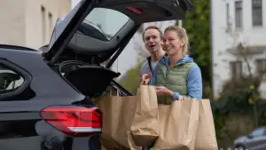 Задник к фильму "Досье «Чёрная канарейка»" #622933