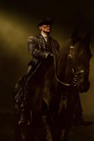 Постер к фильму "Острые козырьки: бессмертный" #759689